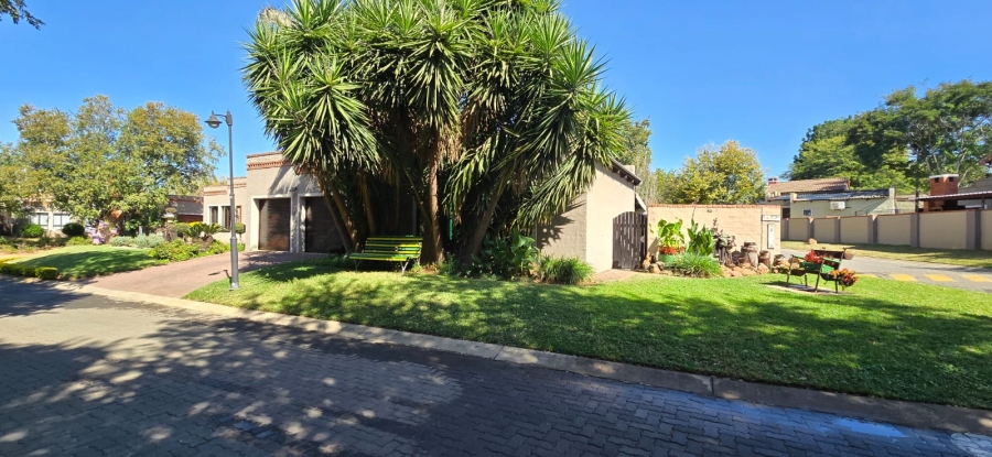 4 Bedroom Property for Sale in Waterval East North West
